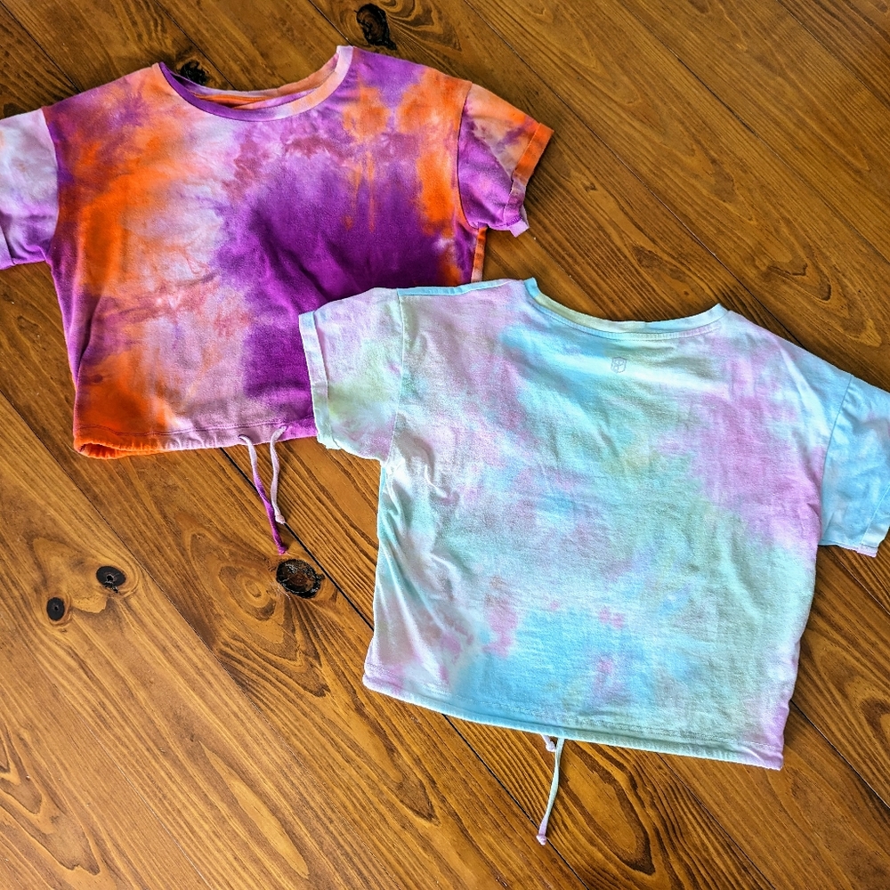 2-pack! Born Primitive tie dye crop